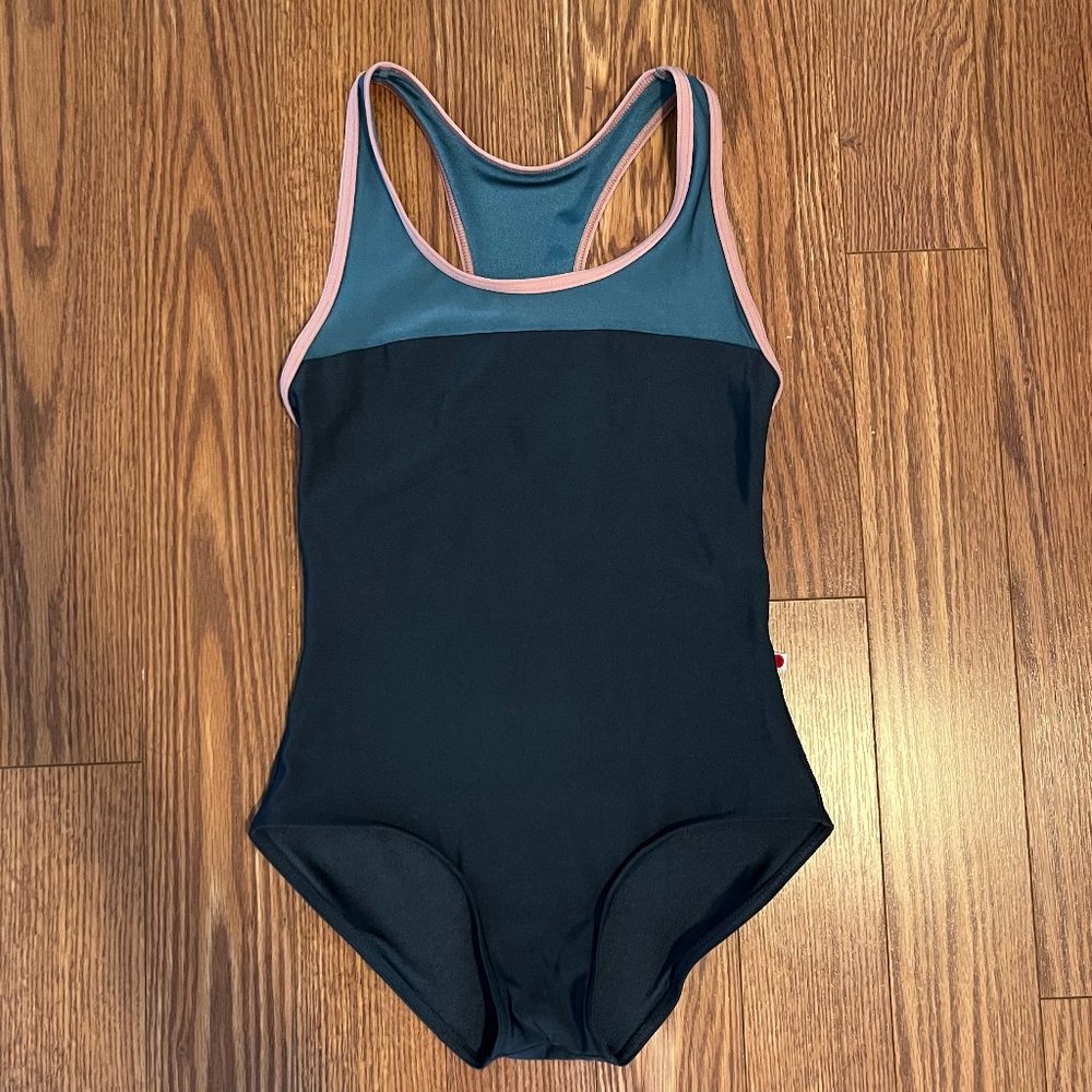 Yumiko Erica leotard size Large
